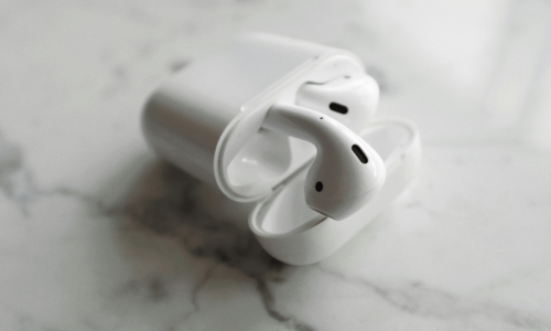 gizmogo-can-fake-airpods-have-serial-numbers-1200x700