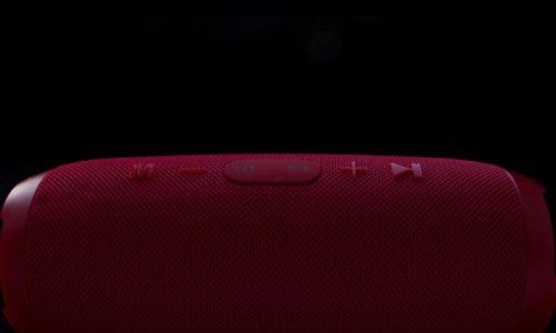 gizmogo-sell-speakers